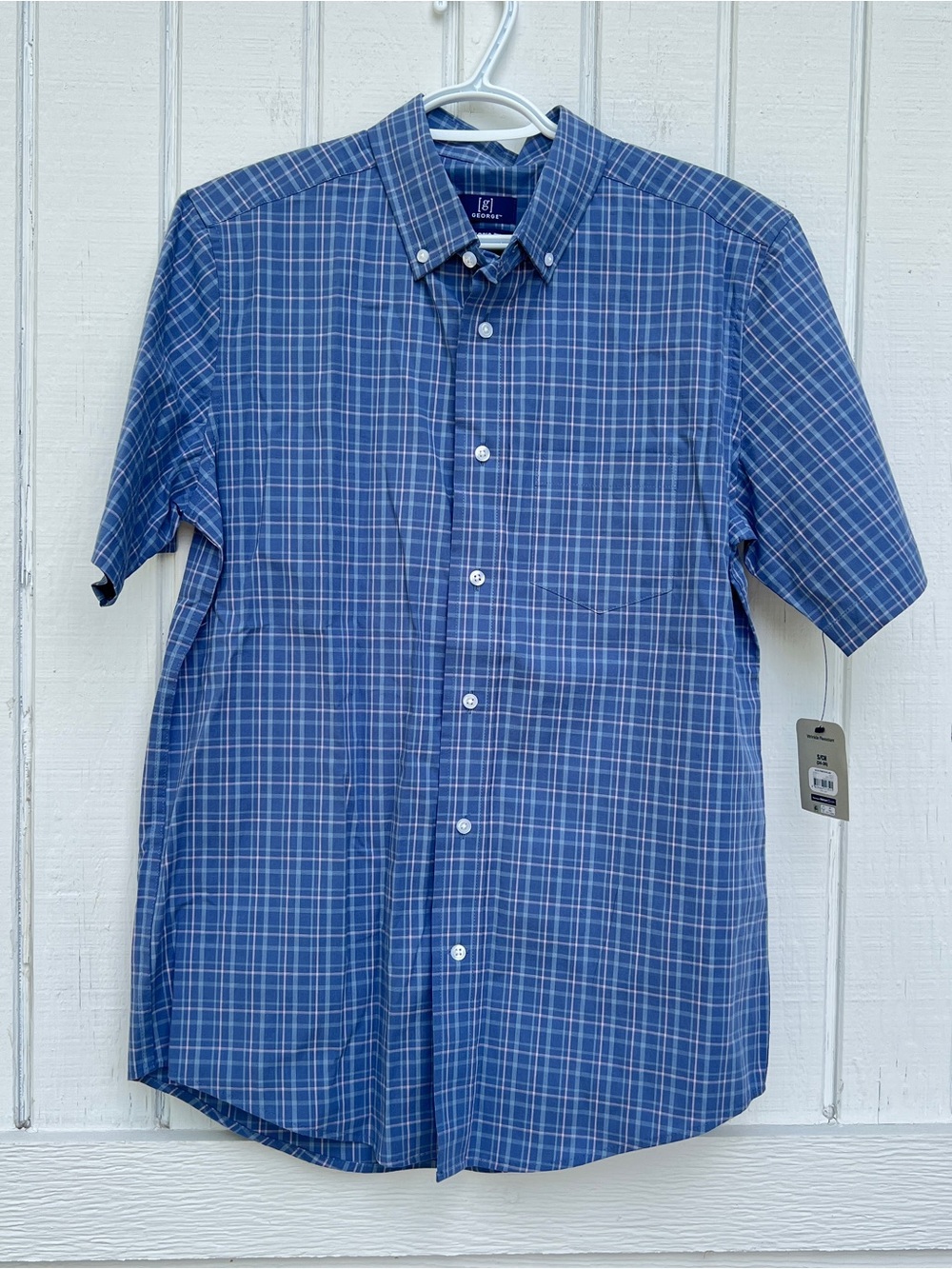 NWT! George: Men’s Button Down Classic Fit Shirt. Size Small (34-36).
